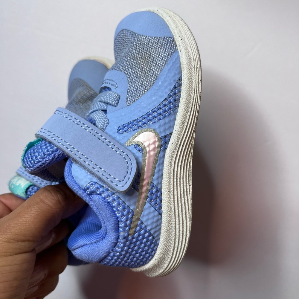 Baby girl Nike Kids Blue Sneakers Sz 5C - Picture 5 of 6